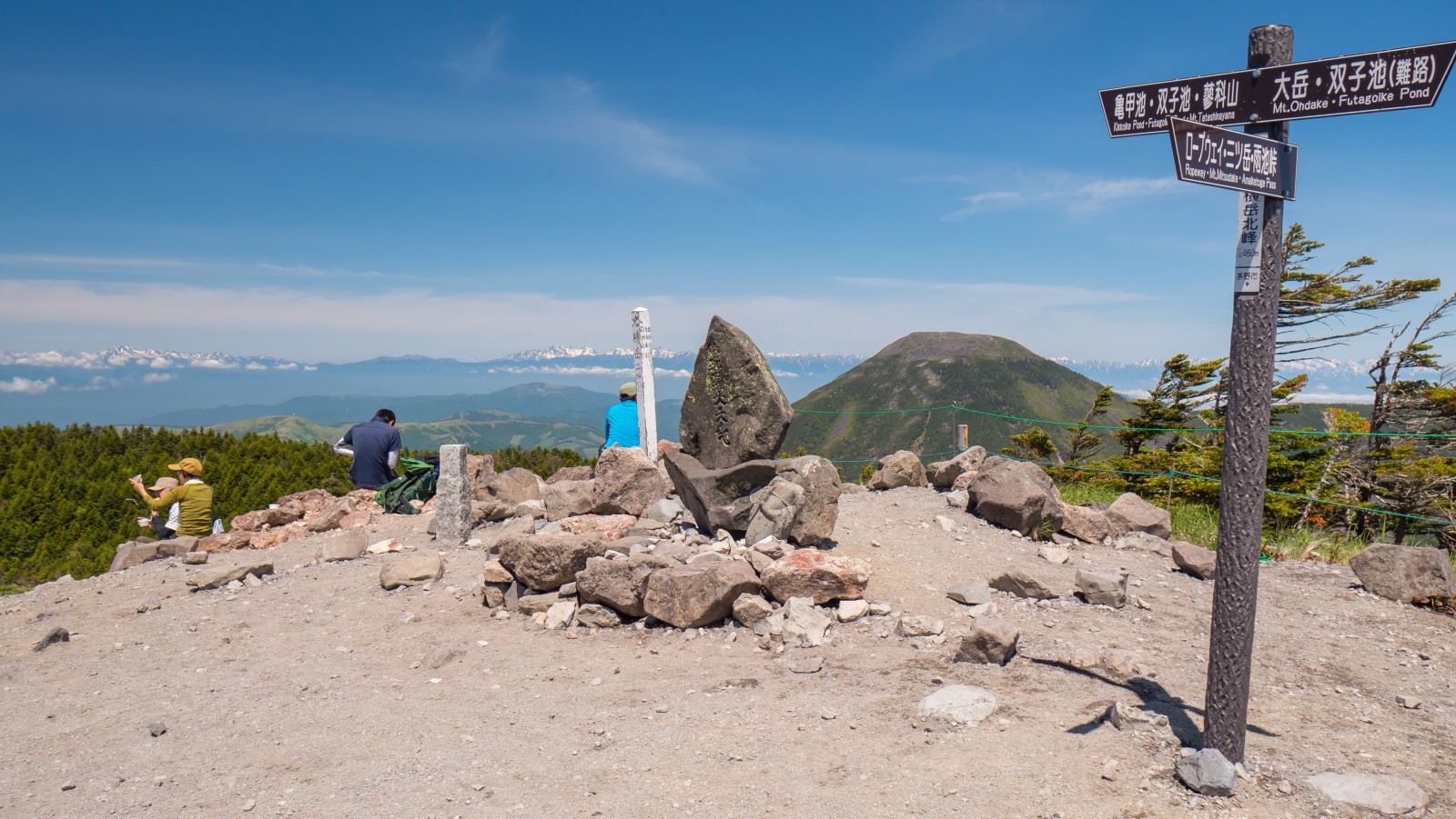 北横岳 きたよこだけ 2480m 手軽に登れる北八ヶ岳の活火山 八ヶ岳 蓼科 ヤマレコ