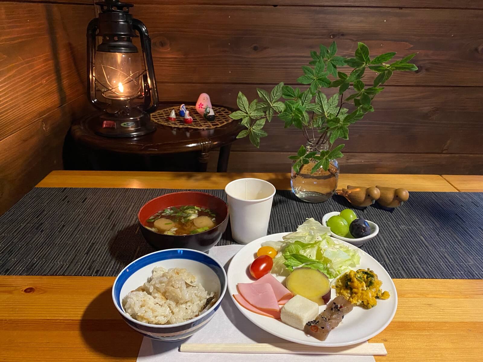 "越百小屋:朝食の一例"