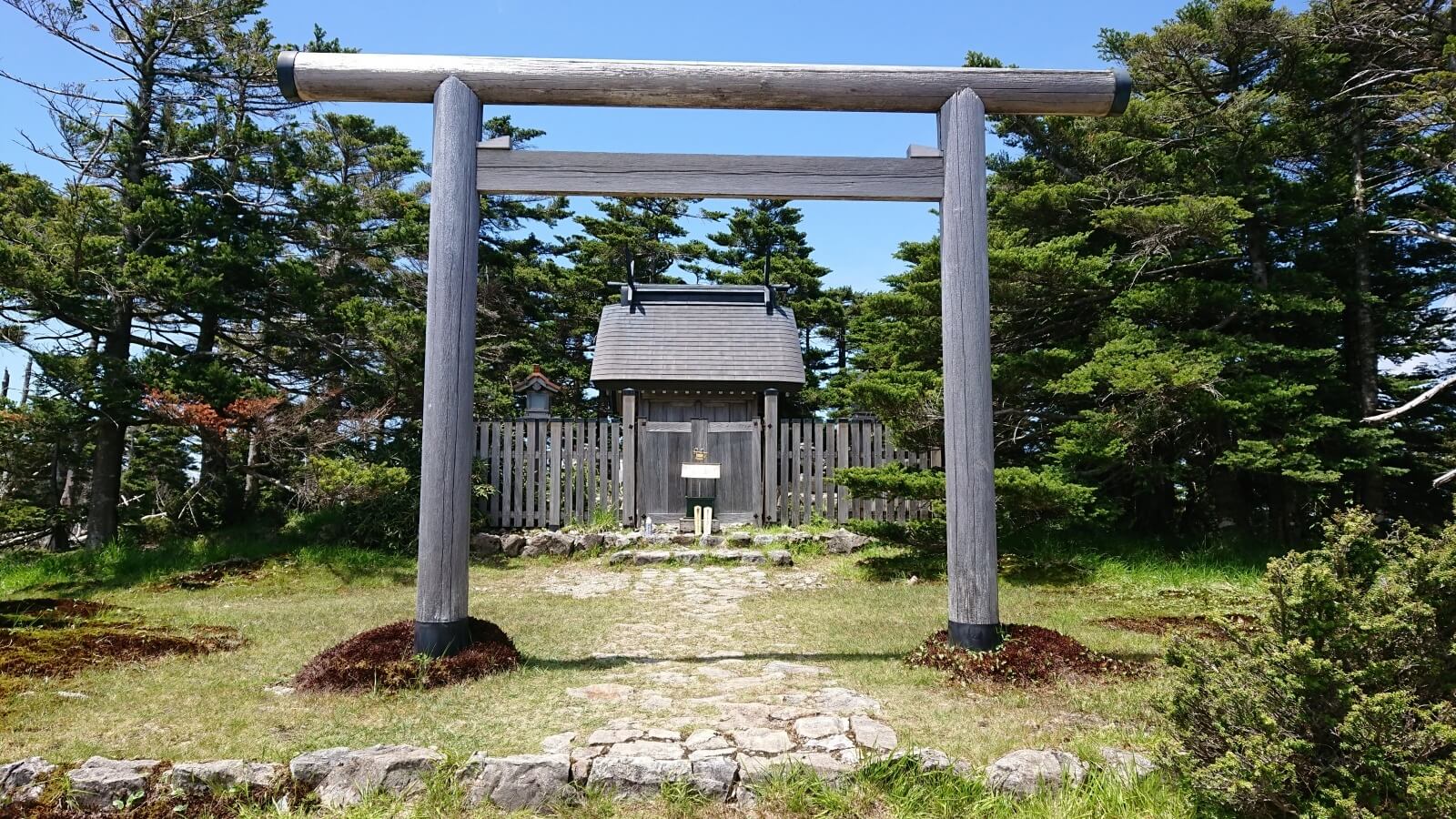 "弥山神社"