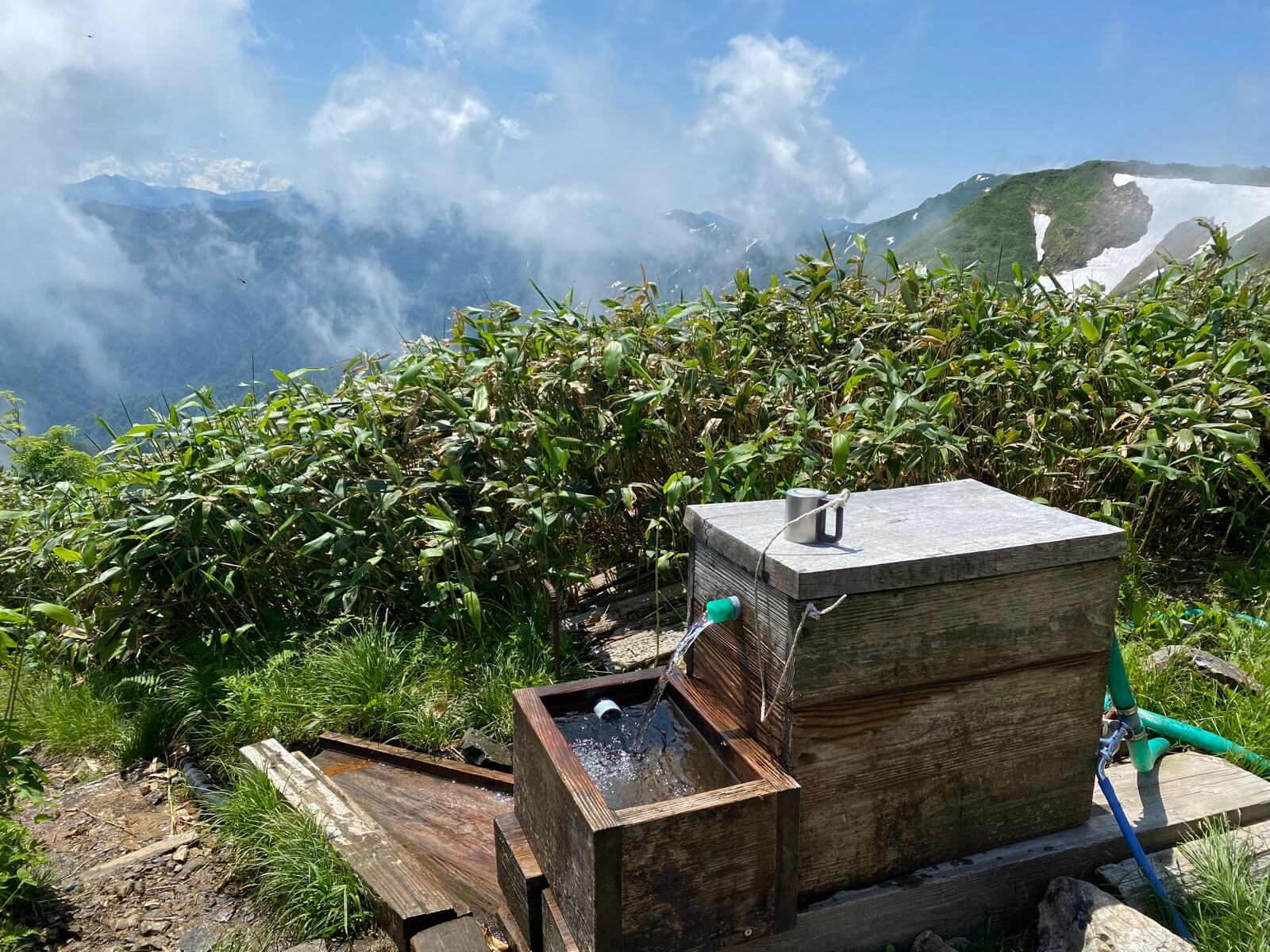 "駒の小屋:水場"