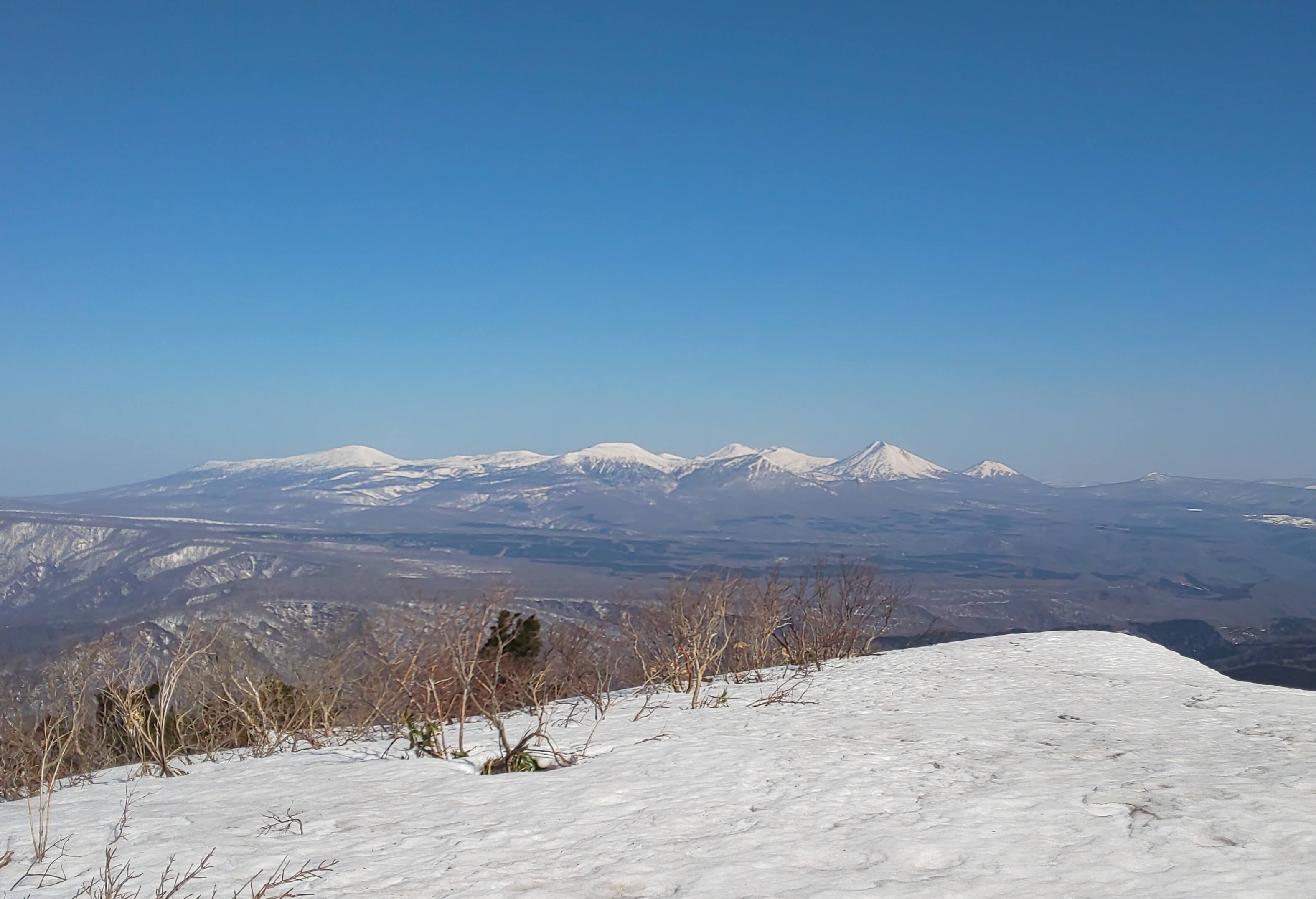 "八甲田山"